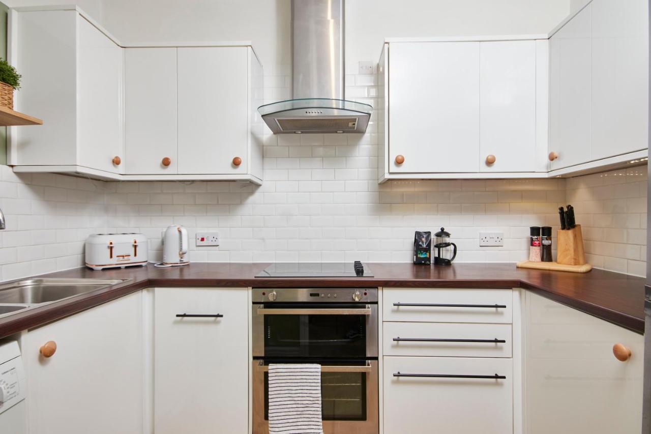Wonderful Apartment In Bath With Garden - Sleeps 8 Dış mekan fotoğraf