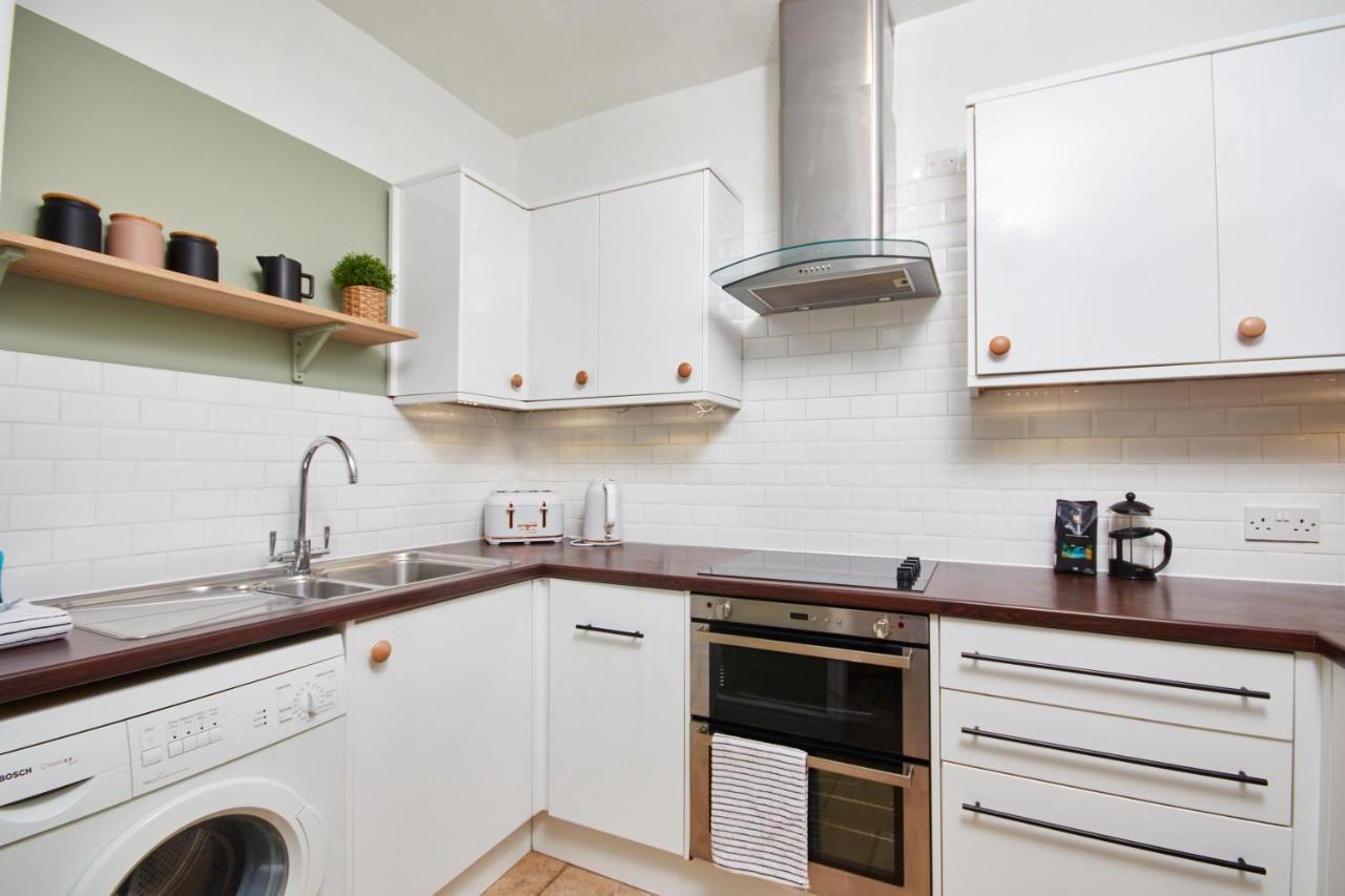 Wonderful Apartment In Bath With Garden - Sleeps 8 Dış mekan fotoğraf