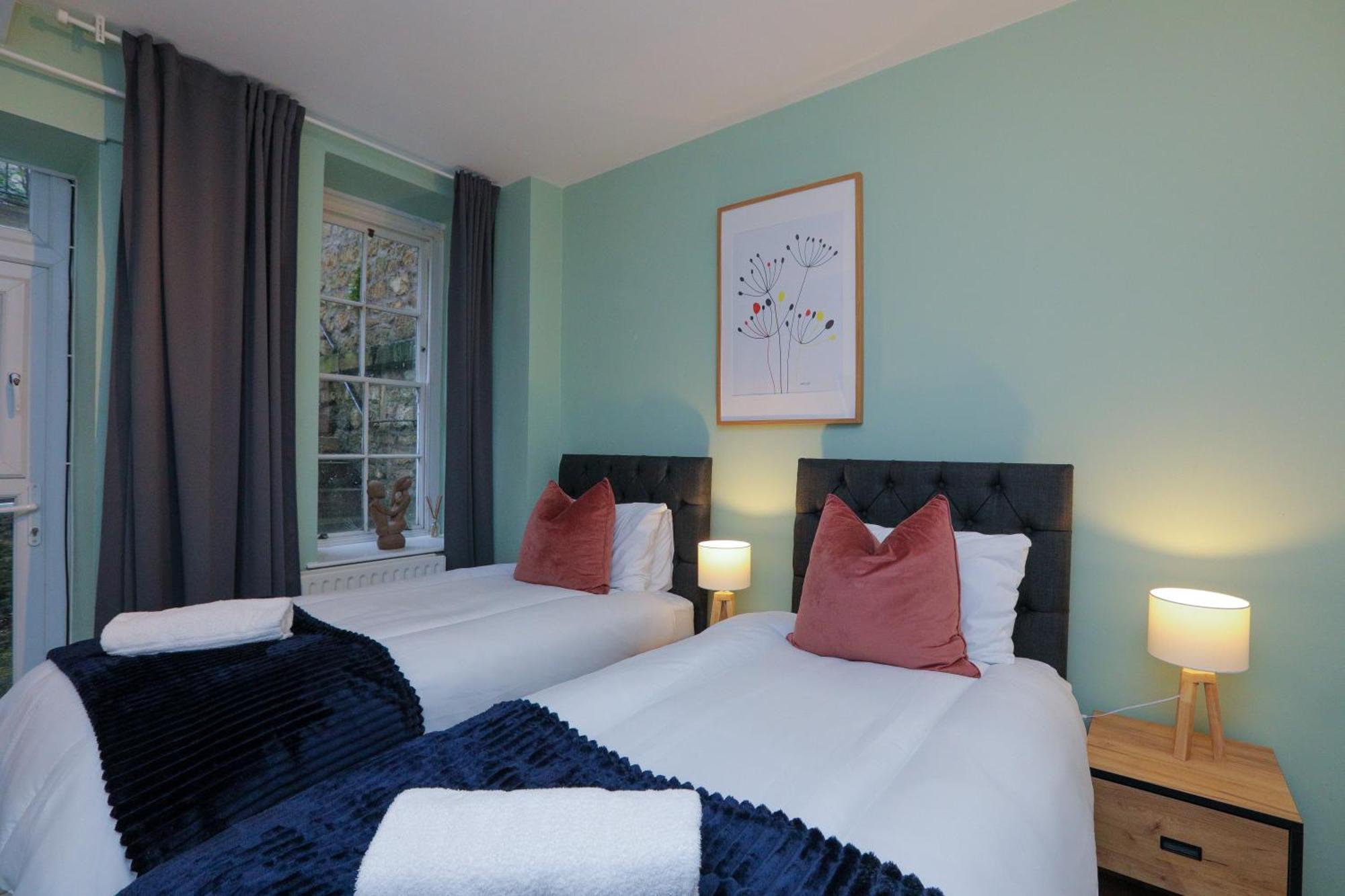 Wonderful Apartment In Bath With Garden - Sleeps 8 Dış mekan fotoğraf
